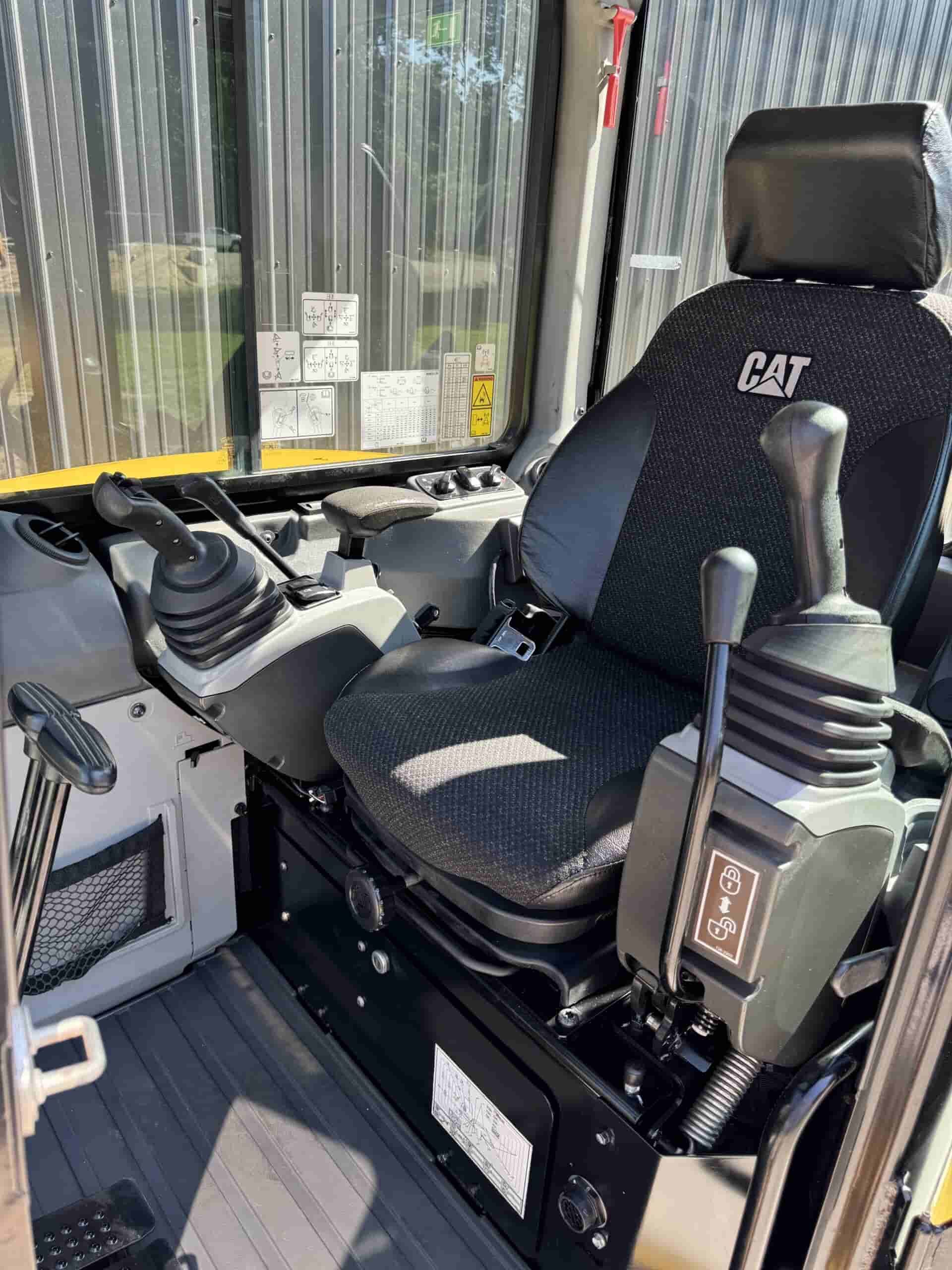 2019 CAT 305E2
